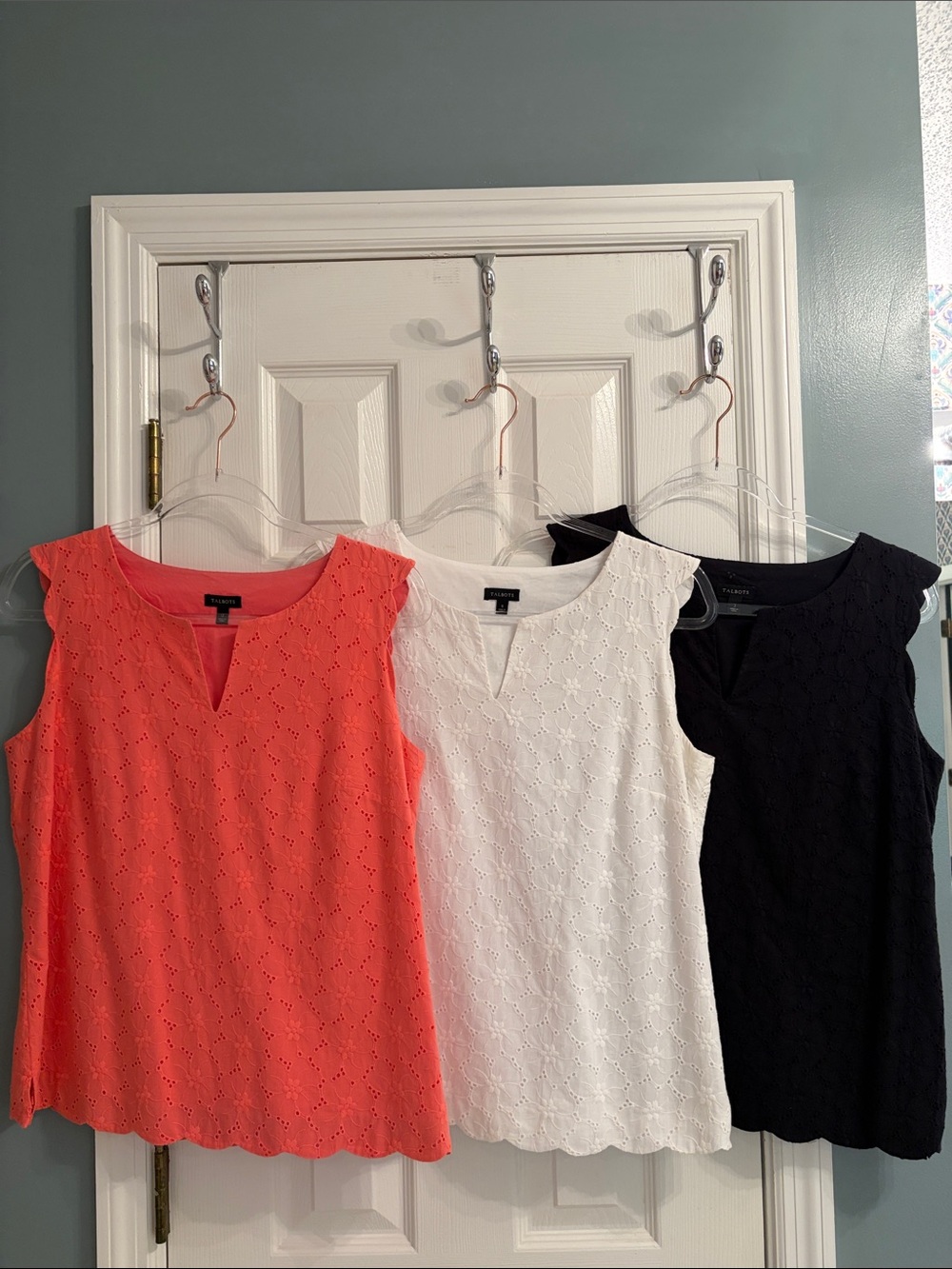 Talbots Sz Small Coral, White, & Black Eyelet Cap-Sleeve Tops - good condition
